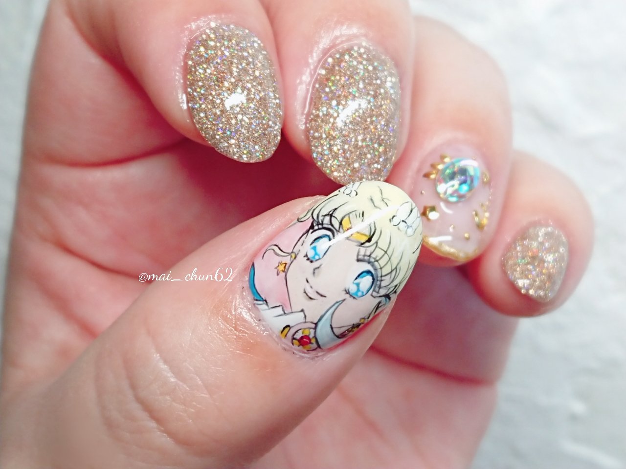 Mai もふもふと痛ネイル セーラームーン 描いたˊᵕˋ セーラームーン目的でなかよし買ってたからコミックを参考にした ちなみに私はマーズ派 フラッシュネイルと合わせてキラキラ 痛ネイル キャラクターネイル セーラームーン セーラームーン