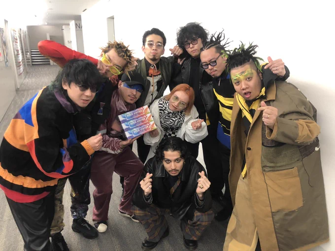 millennium parade、Mステ初出演!
観てもらえましたか?

最高でした、ありがとうございました! キュンです!

@DaikiTsuneta 
@shusasaki_ 
@CotaDWS 
@Dooonermhoi 
@koheisax_melraw 
@ayatalce 
@K_and_his_B 
@shunishiwaka 
@hiibaasanJBppoi 

#Mステ
#milleniumparade 
#Flywithme 