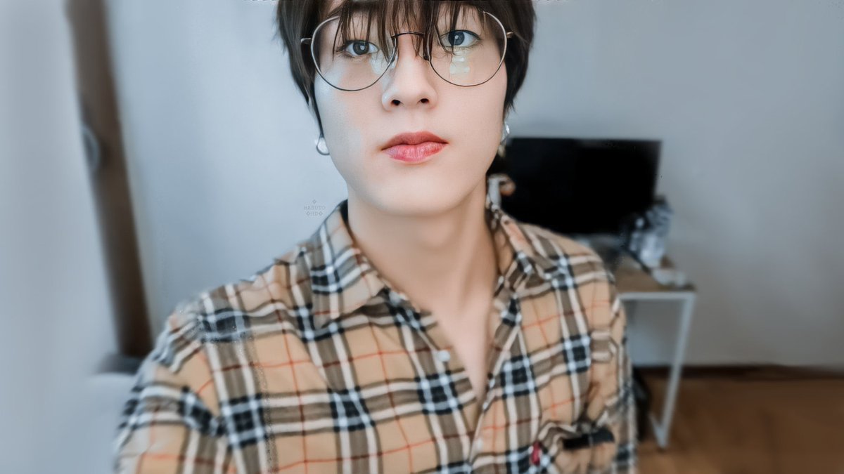 withhersky's tweet photo. ใส่แว่นผมไม่เซ็ทคือที่สุด ชอบนะคะ https://t.co/BodpqiTnIh