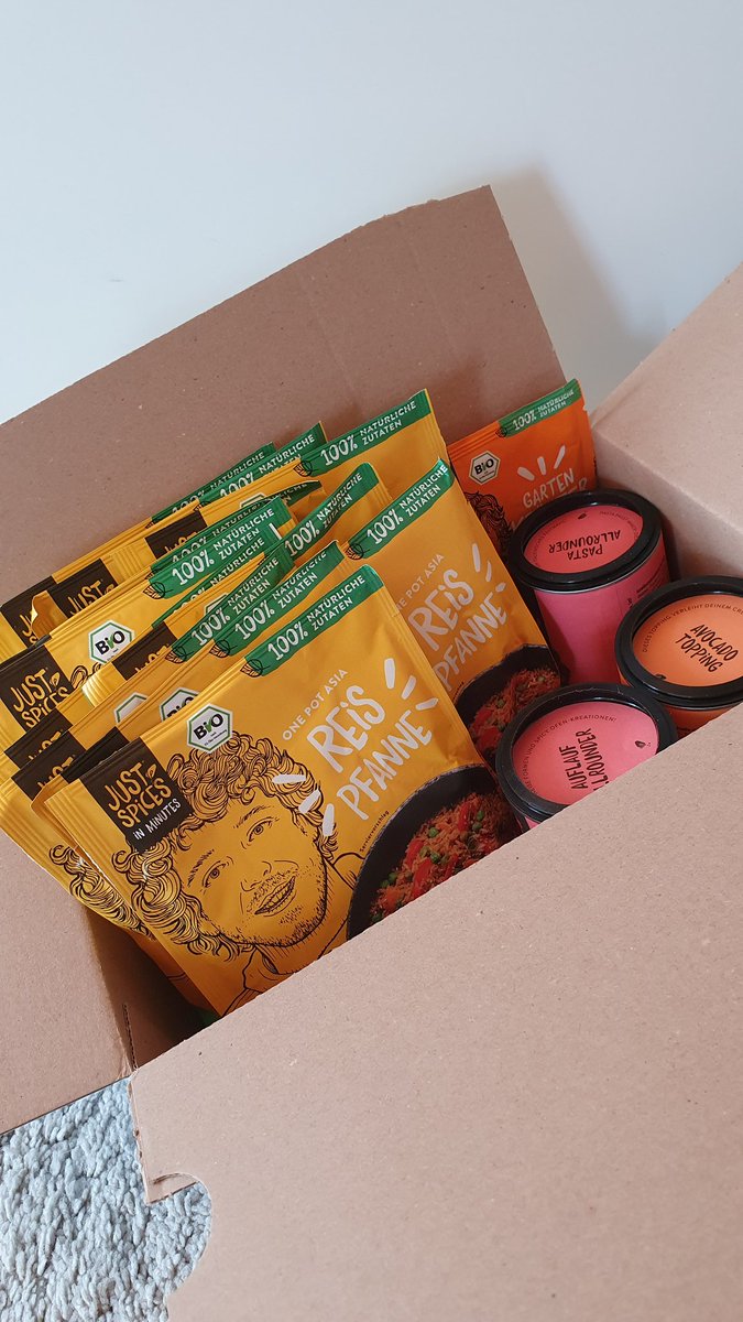 Charline tweet media