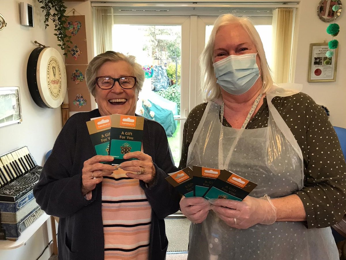 BeyondDementia_'s tweet photo. Thank you @sainsburys #Devizes for giving £50 to #SidmouthSt Club for much-needed equipment. Nan's smile says it all 🥰 @WiltsHour @devizesissues  @AndrewJackCEM @love_devizes https://t.co/2ltFYWXKFd