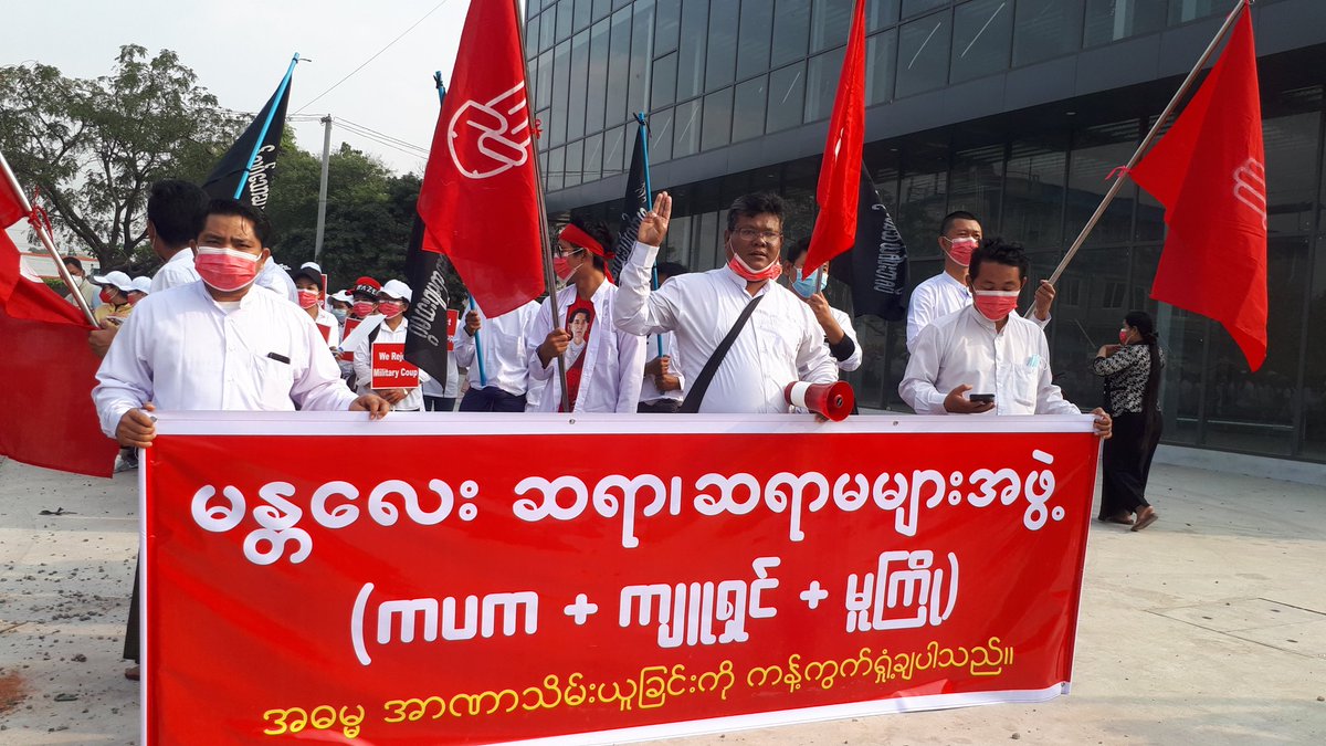 MdySaya's tweet photo. အာဏာရှင်ဖီဆန်​ရေးအတွက် တိုက်ပွဲ.... https://t.co/6miZnTyvYC