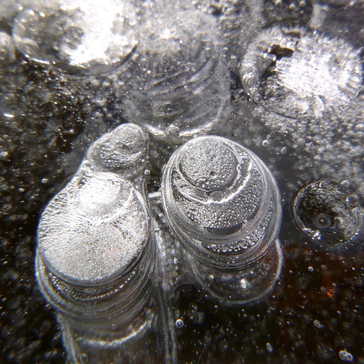 AlanHalewood's tweet image. On, in and under the ice last week.
Of course it’s all in the sea now. #iceisnice #frozenwater #idratherbeclimbing