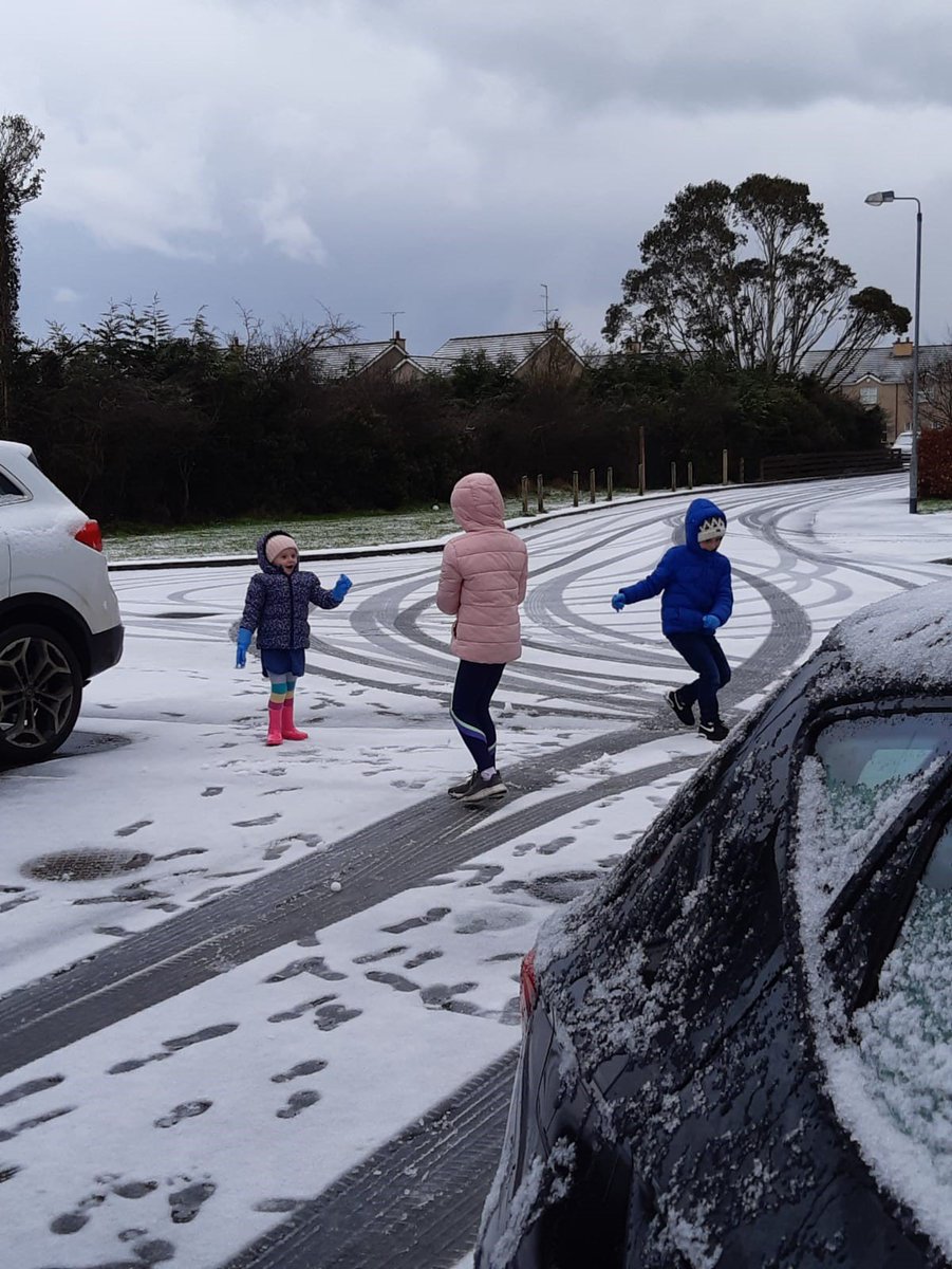 HSCAdopt_Foster's tweet photo. To celebrate #CareDay21 we asked what our amazing children and young people living in foster care have been up to during lockdown. 

From video games, to reading books, playing in the snow and banging pots for the NHS... Looks like great fun!👏💙 #HSCFosterCare @VOYPIC https://t.co/KymBFEk3yY