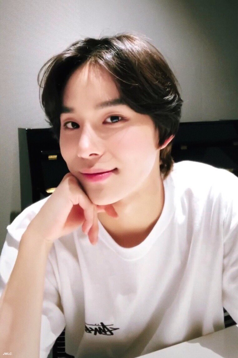 jwloversclub_'s tweet photo. 📷📸

#정우의_스물넷_빛날거야_알잖아
#RisingStarKimJungwoo
#HAPPYJUNGWOODAY 
#NCT    #NCT127    
#정우  #JUNGWOO https://t.co/CQfwa5dKGv
