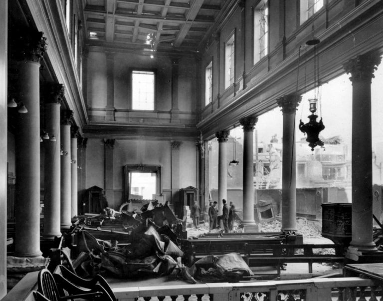 On the anniversary of two bombs hitting the beautiful Catholic church on Chiswick High Road in 1944, well worth revisiting this fascinating read over on the <a href="/BCLocalHistory/">Brentford & Chiswick History</a> website about the history of the church and the Catholic mission in #Chiswick 

brentfordandchiswicklhs.org.uk/the-parish-of-…