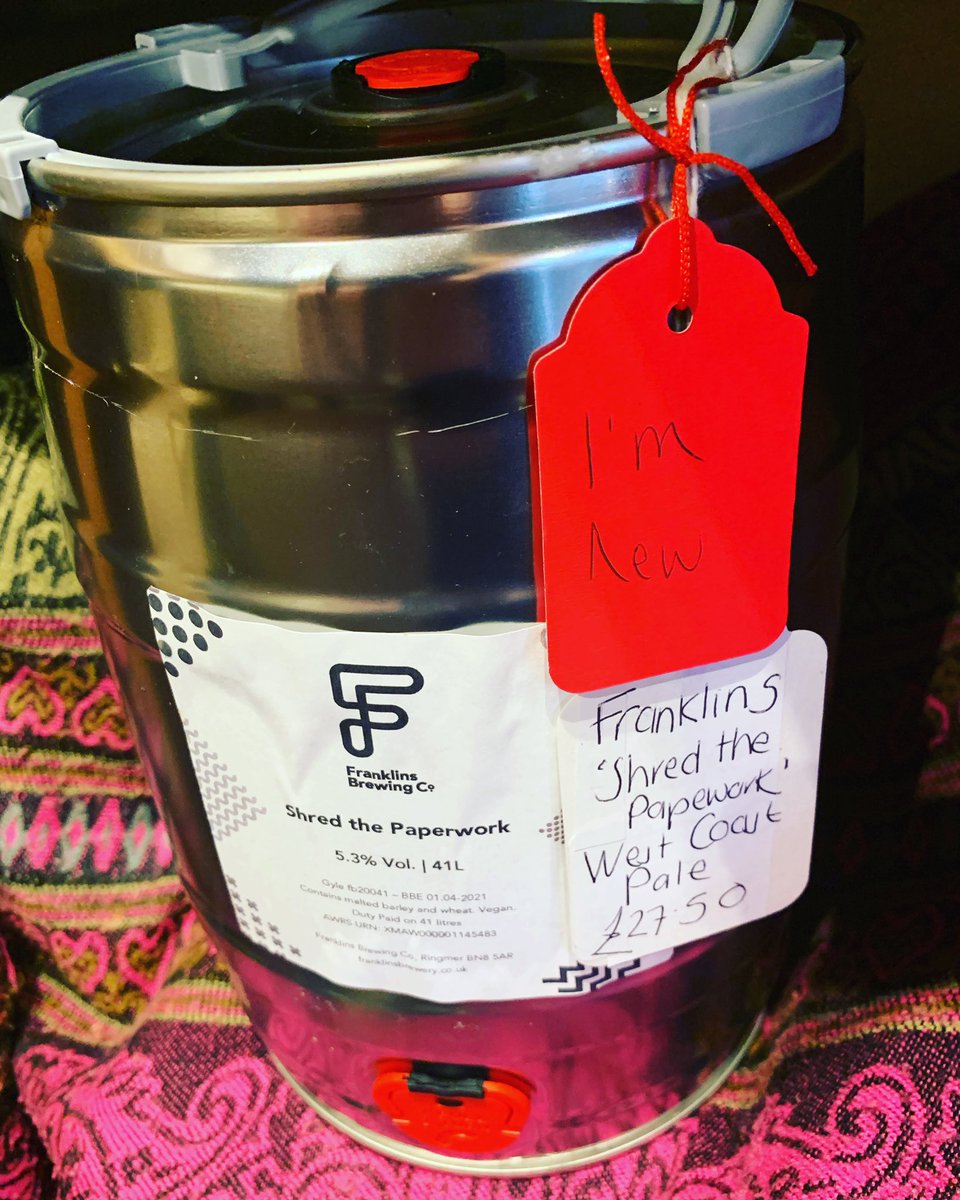 Fancy a nice mini keg this weekend? We have had a delivery of Franklins west coast pale 5.3% and just under 9 glorious pints!!!! #ale #itsfriday #treatyourself #supportlocal