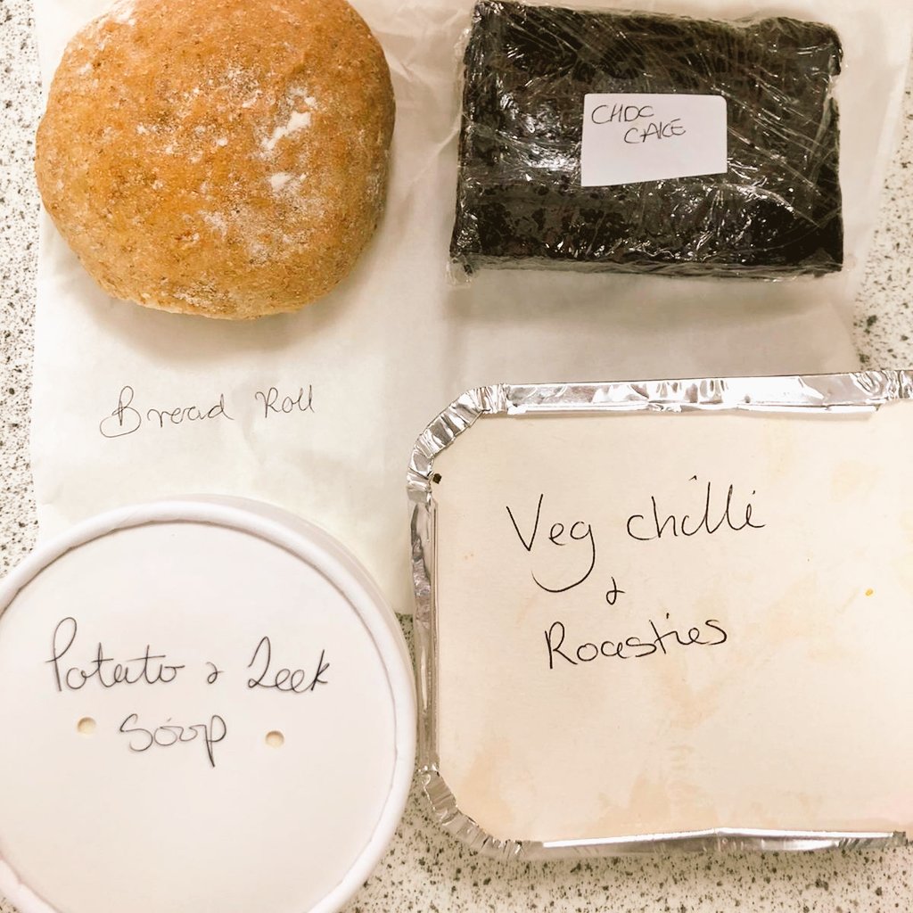 MannaDoncaster's tweet photo. It's that #FridayFeeling 😍
Supporting recipients in DN5 & DN6 who need help during the #COVID19 crisis. #choccake
😍 🥘🥙🍛🍲🥗
If you need to talk call or text us ☎️
07857417924
(9am-5pm Mon-Fri)
#bentleyisgreat https://t.co/OkjO8Vk6D1