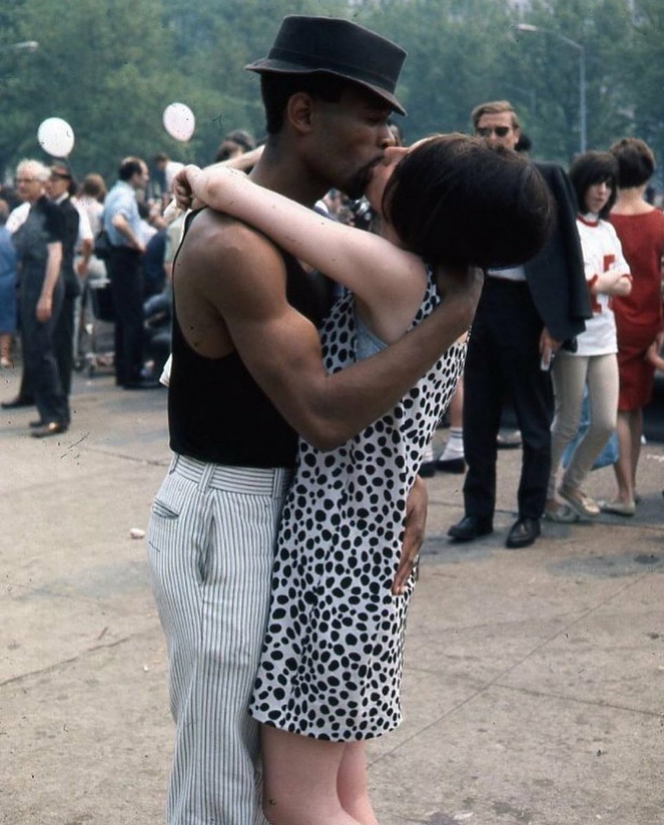 A couple in love, New York, 1967.