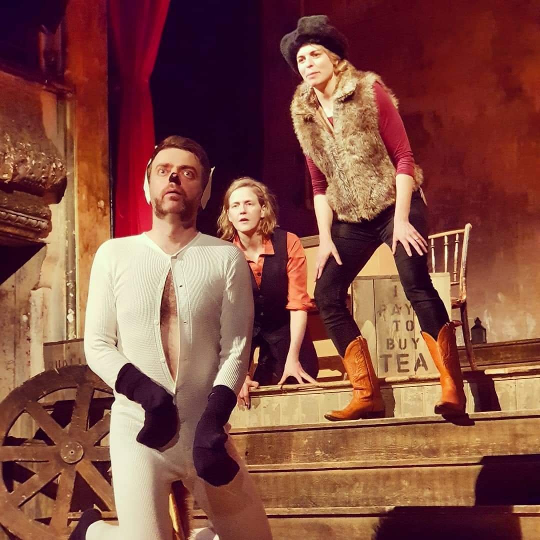 Kevenlaw's tweet photo. @Talia_pick @helenfoster001 @ruthbratt @IAmPippaEvans @withtwoteas 2 YEARS ago this week was the greatest #birthday weekend I've EVER had & there's been a few in the last 50 odd years😊🤗😊 #StaySafe Y'all 🤗 #Improvathon #50HourImprovathon https://t.co/eStH5c1G2Q