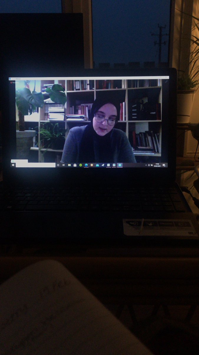 Low_Williams1's tweet photo. A beautiful poetry reading by @MHessavi in this evening’s bilingual and macaronic poetry event #IMLD21 #MCRIMLD21 https://t.co/46gSi5y5dO