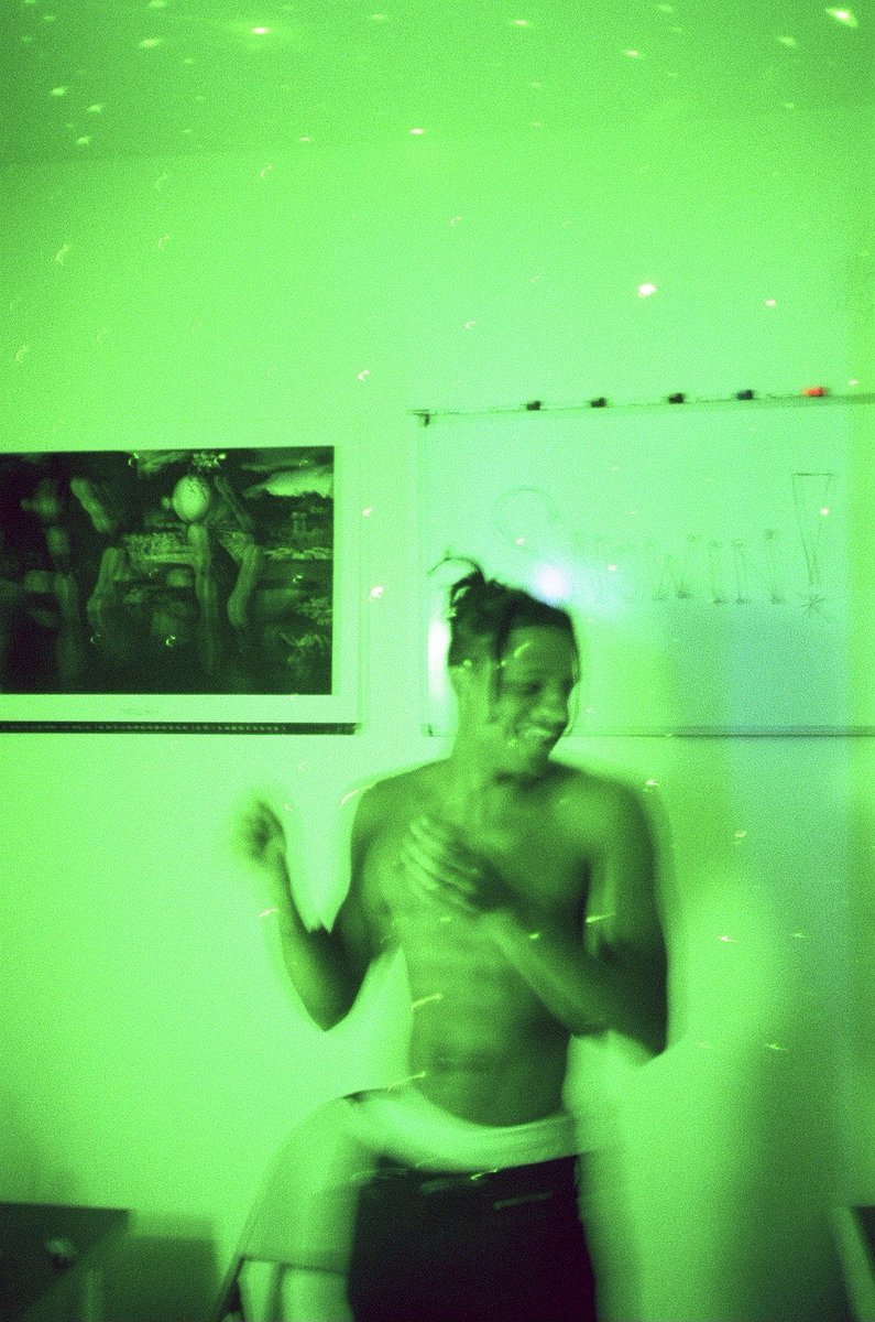 24frames__'s tweet image. “Snowing” Music Video drops 1:44pm PST @ApexKato 

#24Frames #BTS #NewMusic2021