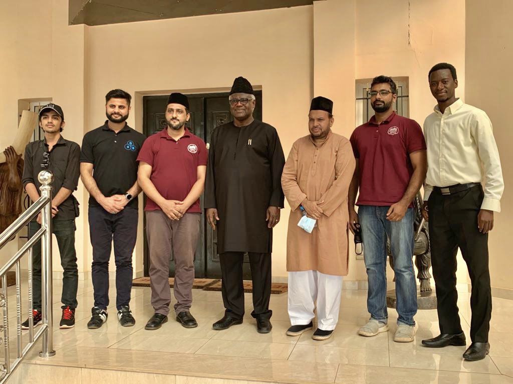 ebklegacy's tweet photo. Hearty congratulations to the Ahmadiyya Muslim Community on your remarkable milestone of 100 years (1921 -2021) of service to our beloved Sierra Leone 🇸🇱 https://t.co/WXV87fZFDG