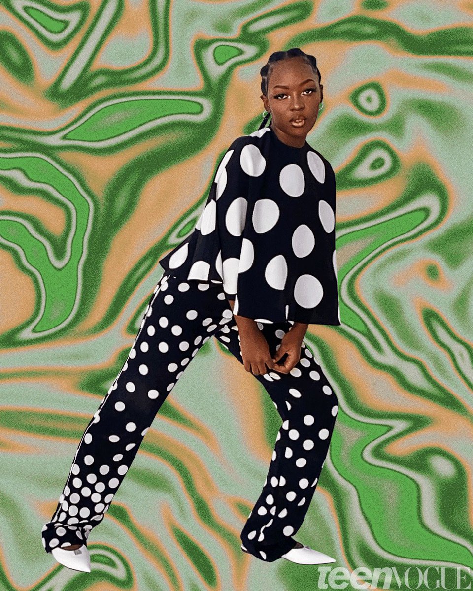 ElsaAngel19's tweet image. On Tuesday I was wearing Valentino on the cover of Teen Vogue. On Friday I announced I’m working with Valentino. That’s how we do baby 💅🏾😗🥰