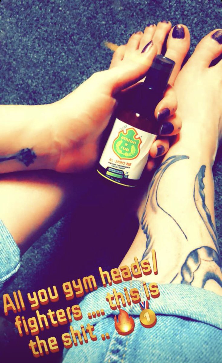Happy customer alerttt 🔥

I believe in Athlon Rub. It really does help. Knocks, bruises, aches, pains, whatever it may be, this wonder product most definitely has you covered!!