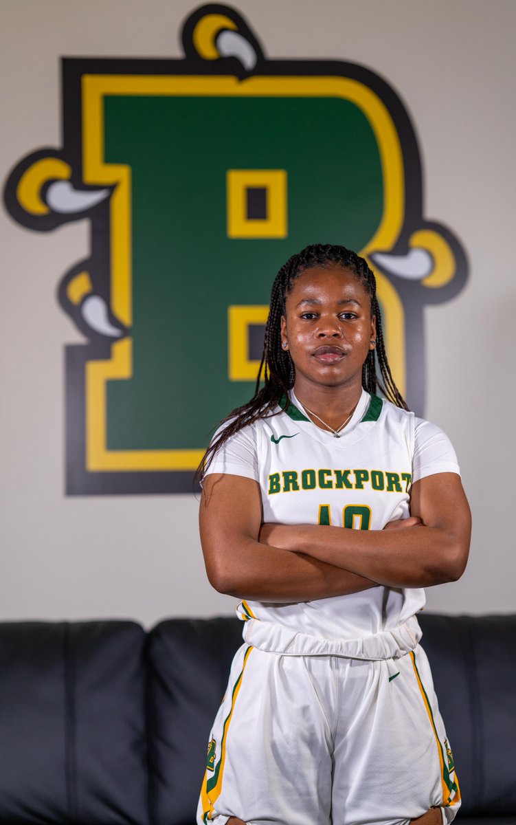 BportAthletics's tweet photo. 𝗖𝗿𝗲𝗮𝘁𝗶𝗻𝗴 𝗖𝗵𝗮𝗻𝗴𝗲. 𝗙𝗿𝗼𝗺 𝘁𝗵𝗲 𝗜𝗻𝘀𝗶𝗱𝗲 𝗢𝘂𝘁.

Brockport's Chelsea Henry is committed to developing her perspective by looking at life from all angles.

🔗: https://t.co/fOyTt83W0z

#BlackHistoryMonth 

@monroesheriffny | @Brockport_WBB | @WBCA1981 https://t.co/GMMjwh6BYu