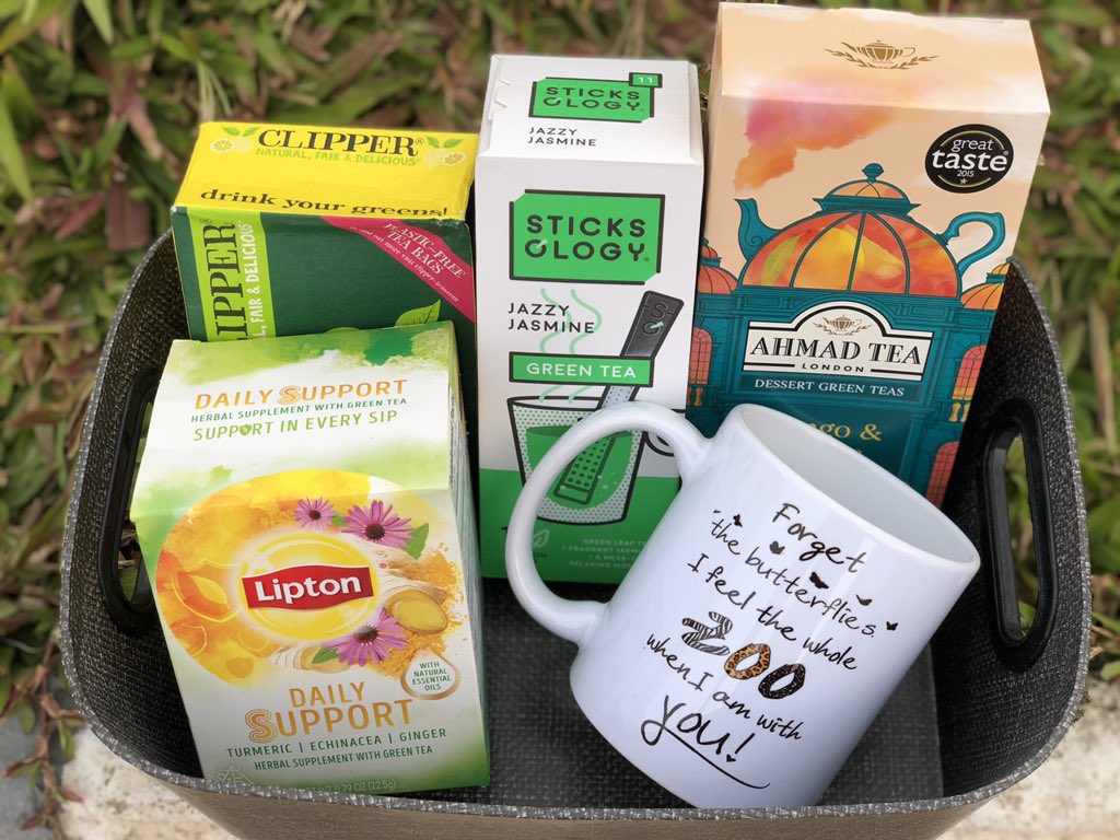 thtealady's tweet photo. First Slide or the Second?
Same message... different budgets..
Either way, send a dm to cop one... e fit sure for you this weekend.
#thtealady #tea #love #happiness #giftsoftea https://t.co/oJWKjbnPu0