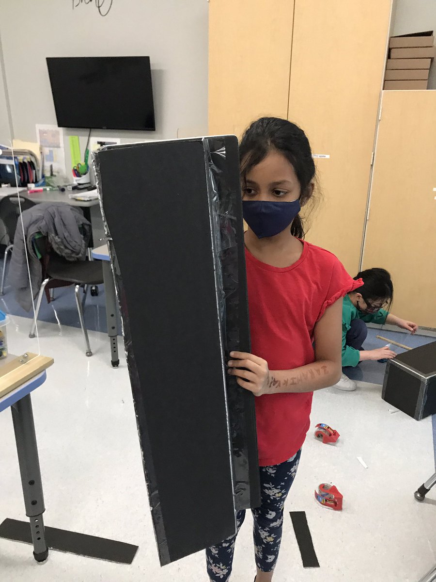 DrKathyGarneau's tweet photo. Our #BuildingBig #ChicagoBuildings are starting to take shape. This was certainly a new challenge working without shared supplies and 6’ apart. #STEM106 @Bannockburn106 https://t.co/Bc5YRBvwTD