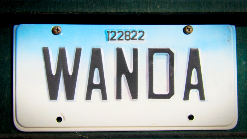 Joaquin_T19's tweet photo. La PLACA que se ve en la INTRO de #WandaVision

es una REFERENCIA al CUMPLEAÑOS de STAN LEE

que es el 28 de DICIEMBRE de 1922 https://t.co/k4TWg8u29I