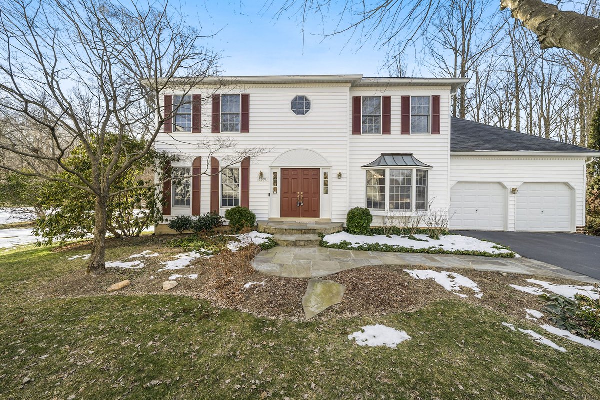 KilnerGroup's tweet image. Coming Soon from The Kilner Group in #MontgomeryVillage!

Featuring 4 beds, 2.5 baths, 2,858 Sqft.

For more info, click here: buff.ly/3pzWE6A