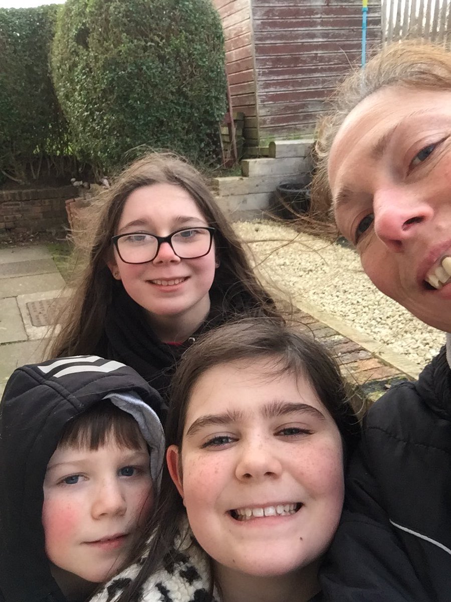 SnooksLive's tweet photo. @WestquarterPrim @WestquarterP3S @mrsmckayP5A @ManchipMr @GHS_PEdept @ASC_Jen #DailySmile #LockdownPE https://t.co/y8EdGtRkLP