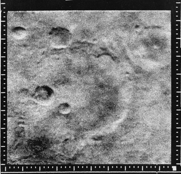 5/5References and images' sources:Image in the 1st tweet https://go.nasa.gov/2NdigZC&nbsp;Image in this tweet:  #Mariner  #Crater, as seen by  #Mariner4. The location is Phaethontis quadrangle.Date: 14 July 1965  https://go.nasa.gov/37pXDjp&nbsp; #Space  #mars2021    #Science