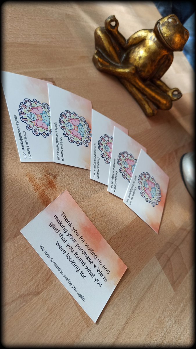 CraftsSparks's tweet photo. Schaut mal ❤🐒
Heute sind ganz tolle Visitenkarten eingetroffen ✨
#sparksandcraft #etsyshop #EtsySocial #newonlinestore #cutestore https://t.co/yi602udzfL