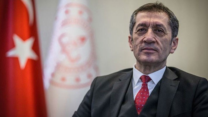 Sevincmustafa_'s tweet photo. Büyük bir nesil sana kin besleyecek...

#duybiziziyaselcuk https://t.co/s8kTKGZnS0