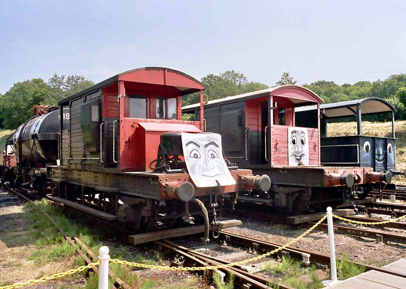 LewRaccoon's tweet photo. Reminder that the Bluebell Railway and NRM have given SR brake vans faces, in the NRM's case a Queen Mary and to add to that the faces are the same shape as the Spiteful brake van https://t.co/PhTdj5A42L