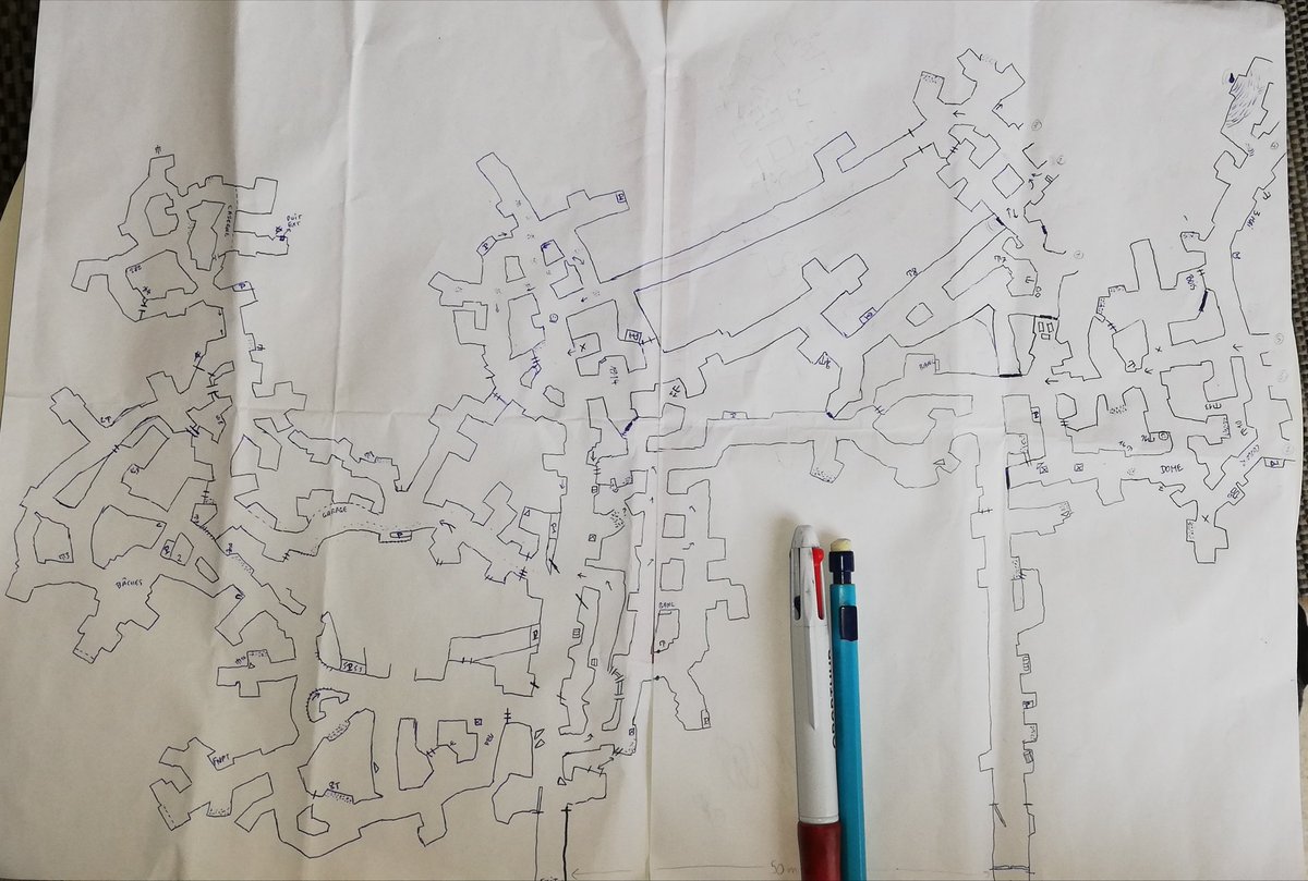 TerenceExplor's tweet image. Comme un ado, je continue à explorer une grotte perdue derrière chez moi, et à la cartographier.