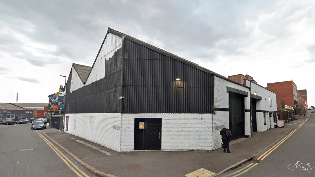 While canted corners exist in post-war industrial buildings all over the UK, their abundance in Digbeth is weird. Like Stonehenge and the pyramids of Giza, the corners of Birmingham’s low-rise factory buildings are a source of wonder and bafflement. Who built them, and why?