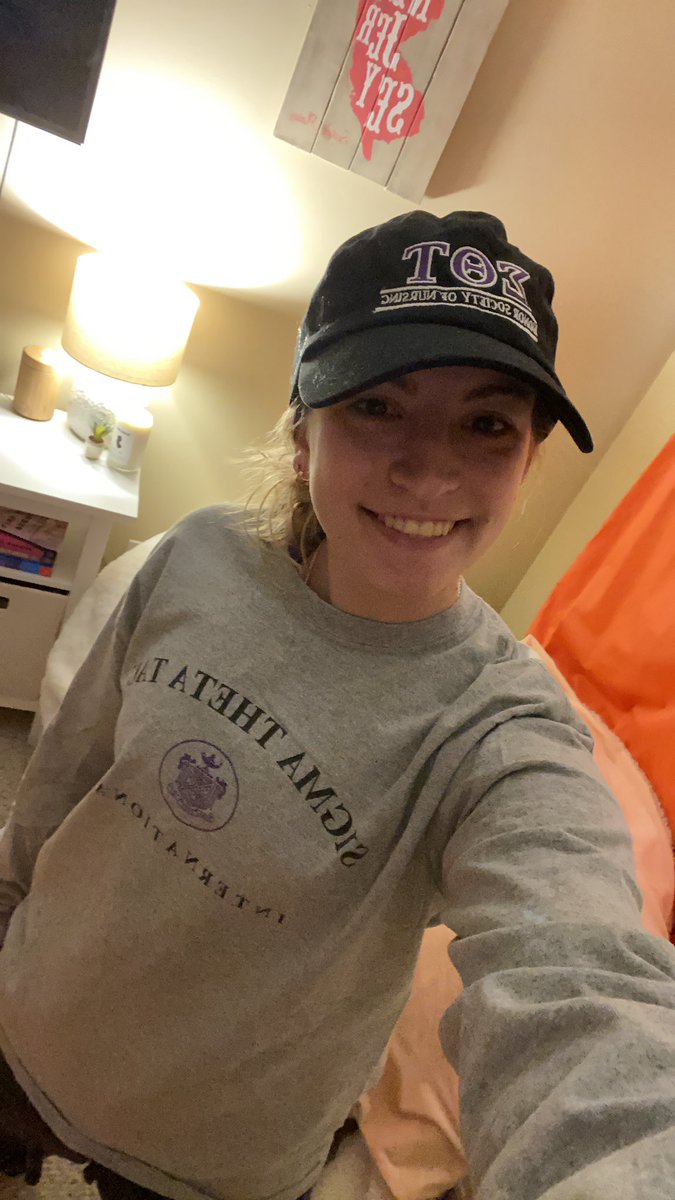 JackieFabsBSNRN's tweet photo. Showing my #SigmaSpirit this AM!!! 💜Think it’s time for some new @SigmaNursing gear #ProudSigmaNurse #InfuseJoy https://t.co/w8i2MWTyl3