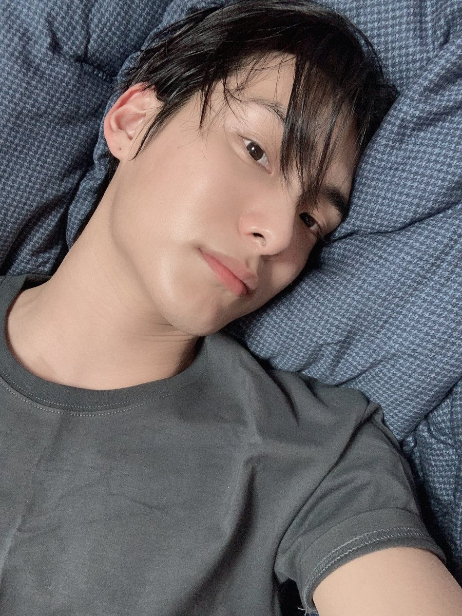 StandByACE2's tweet photo. I am really sorry that i didint post nothing of the boys yesterday but i will post today i am really sorry🥺💗
@official_ACE7 #ACE #에이스 #CHOICE #초이스 #JUN #준
__🦊 https://t.co/UgN9yItV6o
