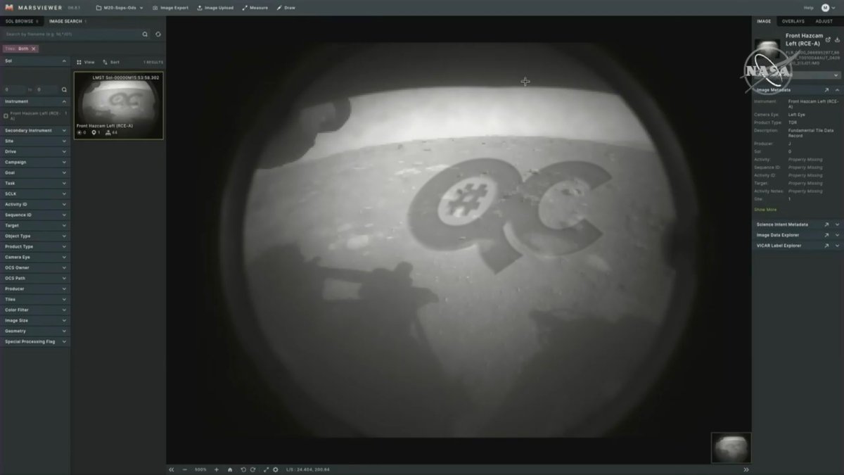VilledeCusset's tweet photo. #BreakingNews /// Nous avons reçu les premières images de #Perceverence sur #Mars
@NASA @NASAPersevere @ESA_fr
#mars2021 #PerseveranceRover https://t.co/KizHrJqnYz