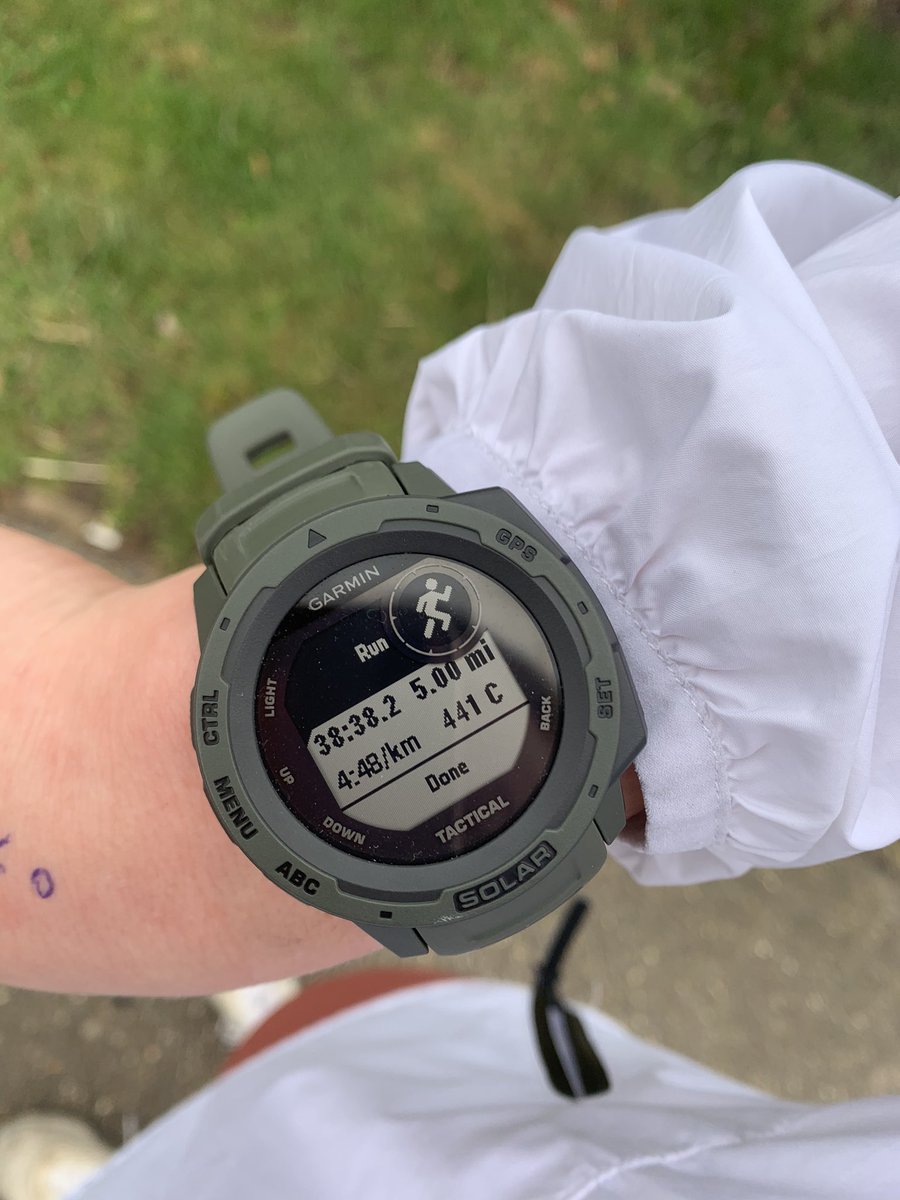 New PB today - 5 miles 38.38 (7min 44 sec miles) photo starring my pretty new watch 🤩