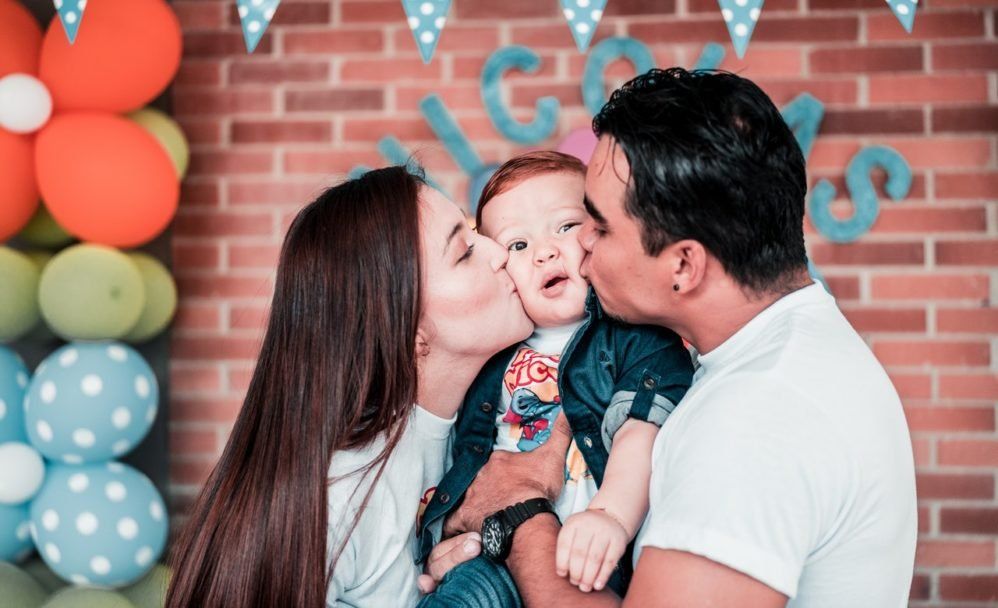 Why Every Child Deserves Married Parents And A Society Who Helps Them Get That 

buff.ly/2Oro4i6