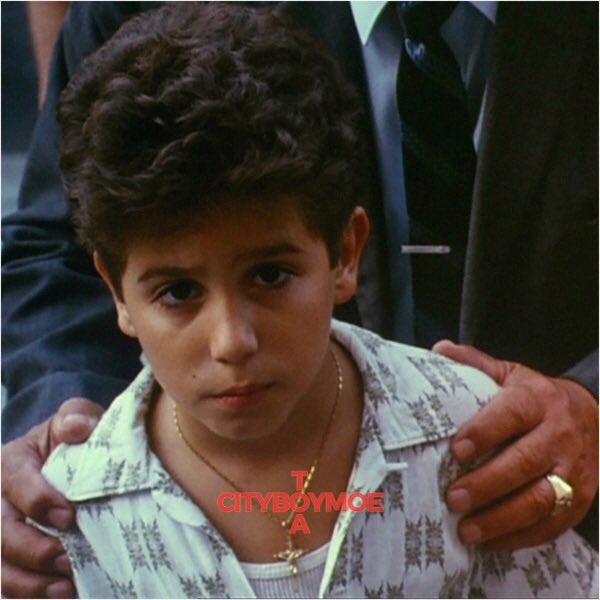 LyricaLemonade's tweet image. London artist cityboymoe releases a refreshing new song and video entitled “turned out alright,” featuring a cameo from @Chunkz:

lyricallemonade.com/p/turned-out-a…

[@cityboymoe]