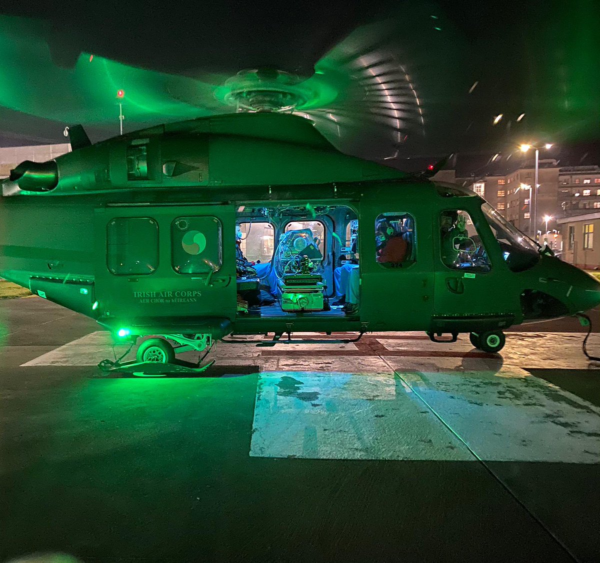 IrishAirCorps's tweet image. Yesterday #301SQN completed a NeoNatal transfer with @transport_neo from Sligo to Galway. Retasked in the air it became a double NeoNatal transfer with a 2nd patient from Galway to Dublin. 6 hrs by road was reduced to 2 hrs using our #AW139 helicopter. 

@NASCriticalCare