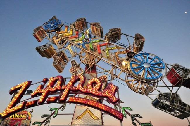 OHP_Venues's tweet image. More exciting #RodeoDay news: The @OsceolaCoFair gates open today at 12pm for student day! 

K-12 and Teachers get FREE admission with a valid ID
🎢Unlimited ride armbands are $35
🎟Adults $8, Seniors $5
🎟Children 4 and under free

🔗osceolacountyfair.com/events/2021/da…