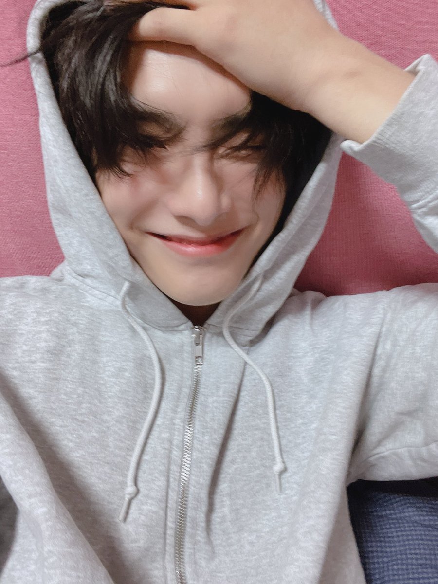 StandByACE2's tweet photo. Ayy🥺 Jun is so cute 💜😊
@official_ACE7 #ACE #에이스 #CHOICE #초이스 #JUN #준
__🦊 https://t.co/krhRGpGtxH