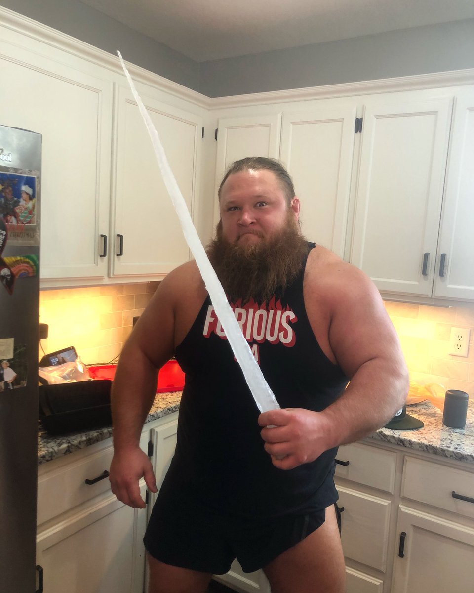otiswwe's tweet photo. Ohhh YEAAA 

Icicles From My Roof 

Keep it in my Deep DOZ Freezer 
So I can look Cool 😎 on the Tweets https://t.co/MrOfptDIMG