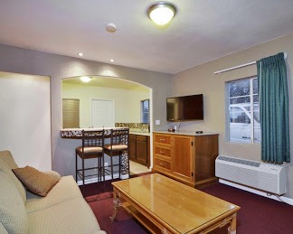 rodewayinnindio's tweet photo. No one likes to be crammed in a tiny room, which is why we offer you space to move around to help you enjoy your stay!
#RodewayInn #Indio #CA #Hotel #Travel #Vacation https://t.co/TFP1qofrGK