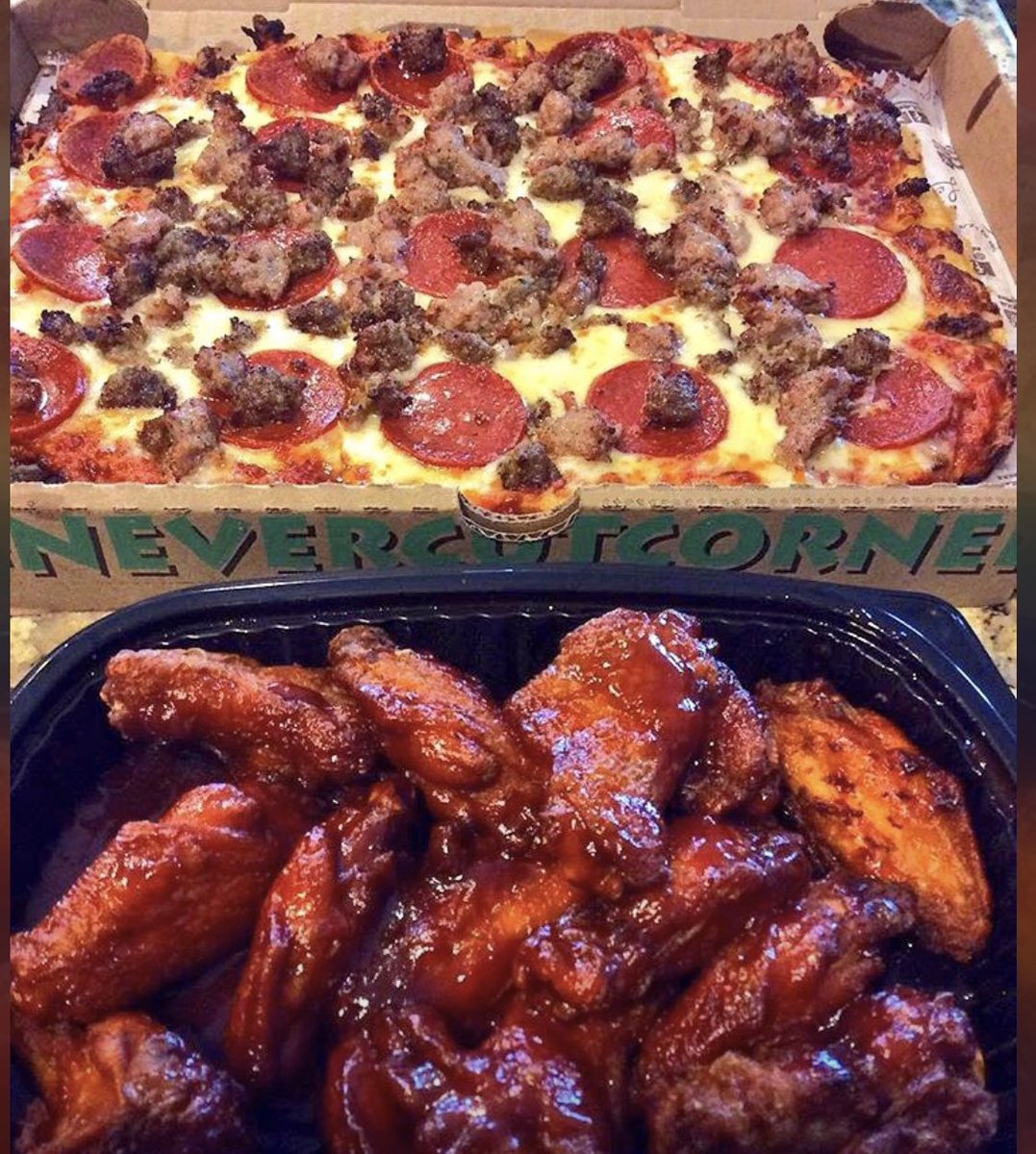 LedoPizza's tweet image. 💥 #FridayFeeling GIVEAWAY 💥

RETWEET &amp;amp; FOLLOW 
for a chance to win a 
$50 #LEDOPIZZA GIFT CARD!

(2 winners picked at 10pm 2/19/21)

Save Time Order Online! 
Fast. Easy. Fresh. Carryout.

order.ledopizza.com