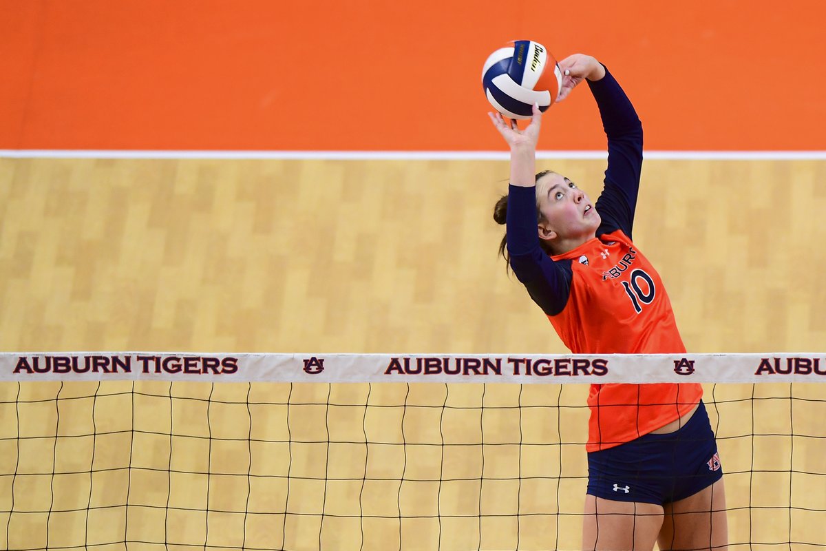 "Set"ting the stage for future success 😎💪

#WarEagle