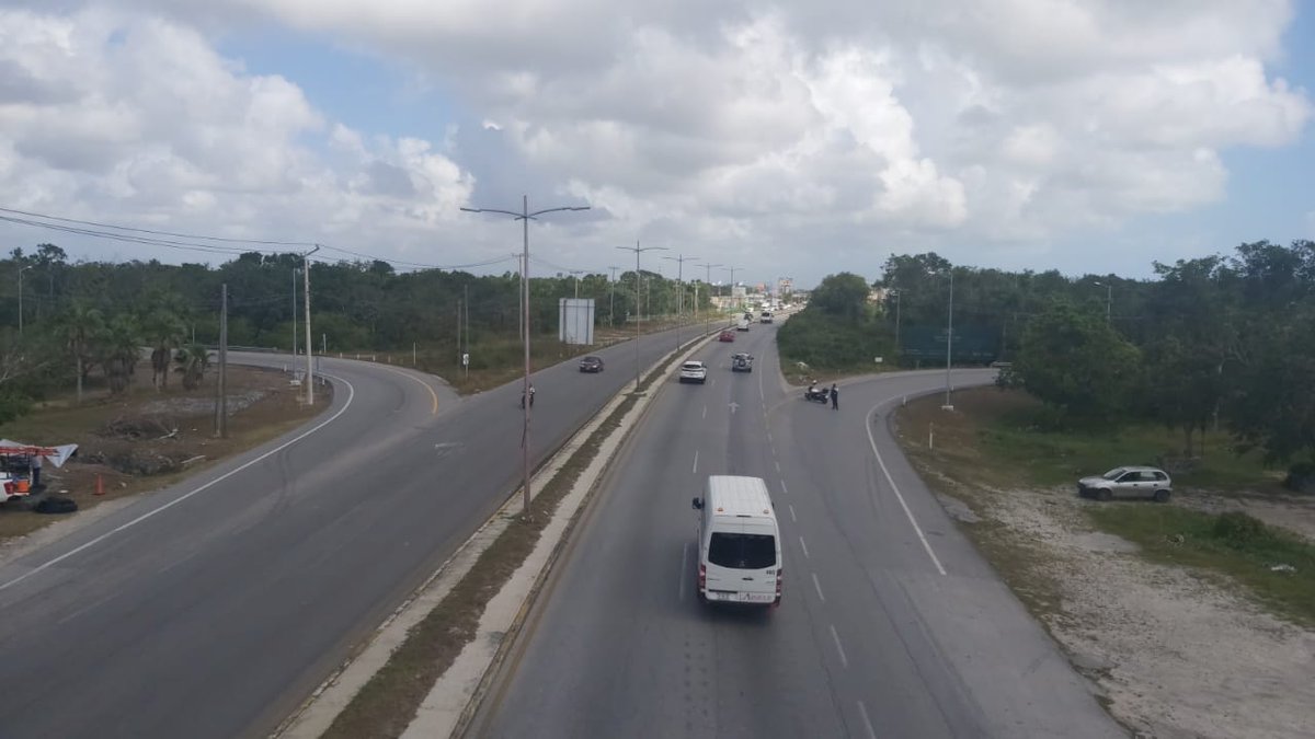 Tránsito de Cancún tweet media