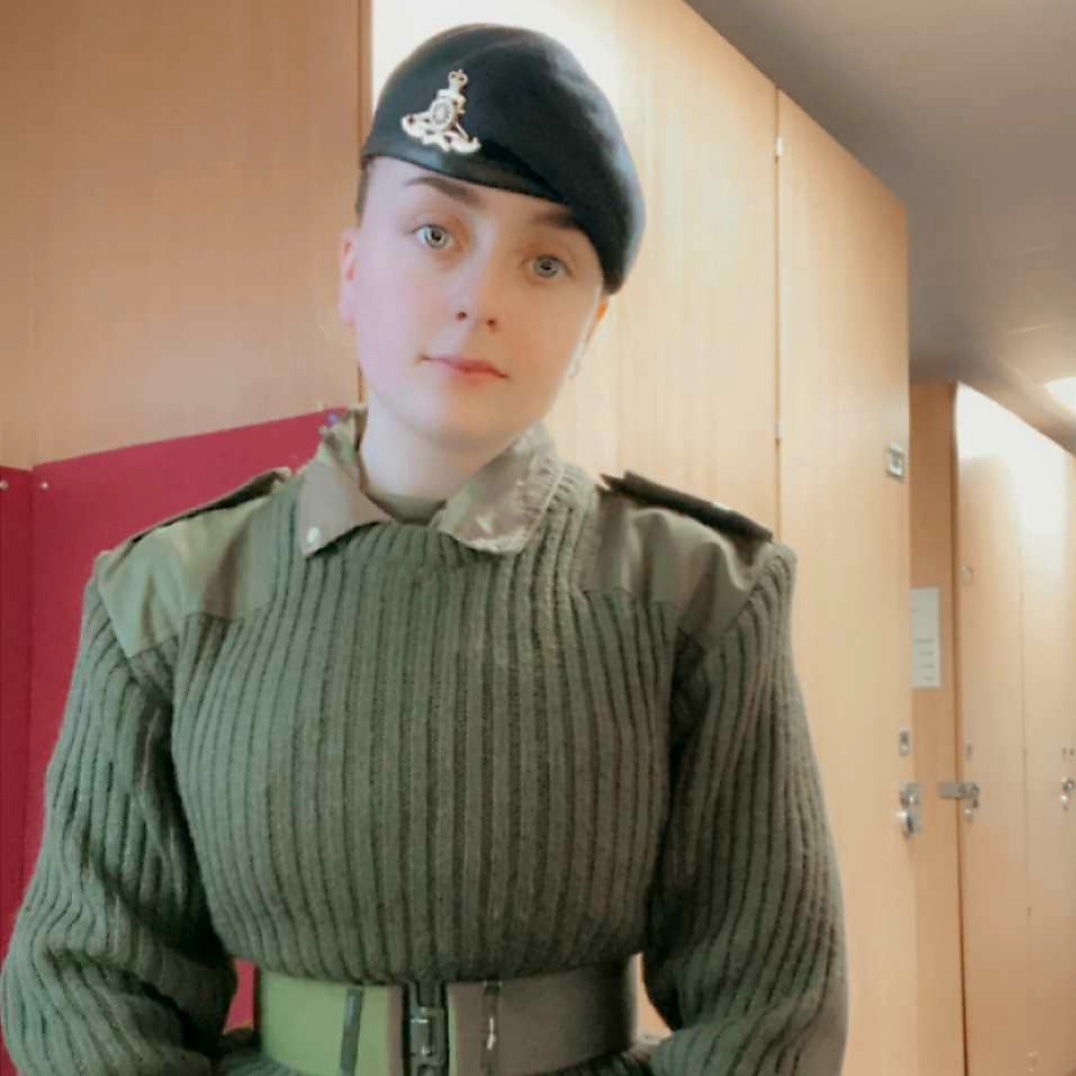 ReayRachel's tweet photo. Well done to my daughter Mackenzie Hudspeth on passing out of AFC Harrogate. Now Gunner Hudspeth of the Royal Artillery and looking forward to phase 2 at Larkhill @DukesNCEAT https://t.co/SA2BKkuAIB