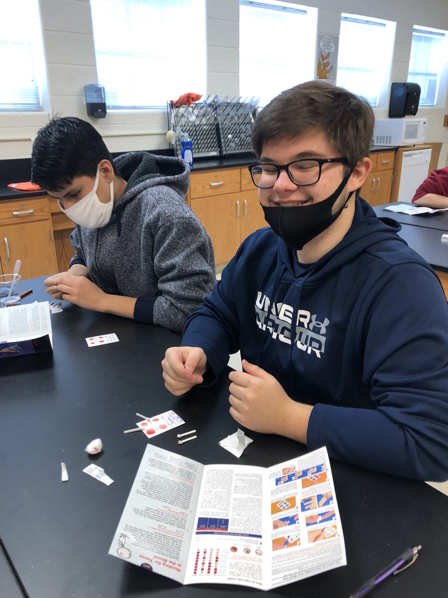 Do you know your blood type? Mrs. Taunton’s Anatomy students got the opportunity to type their blood today! #AHSAggiePride