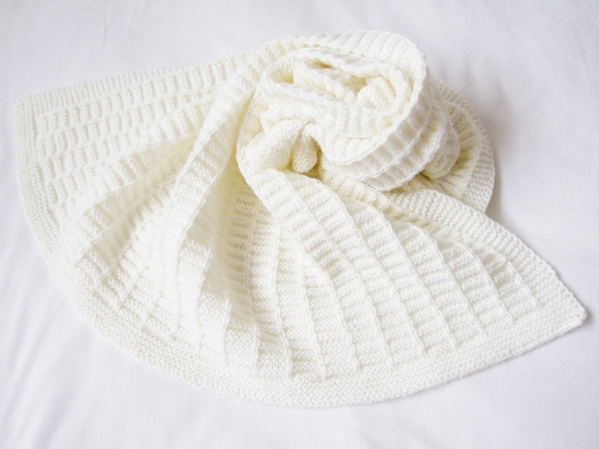 #clearance - handknit ecru baby blanket etsy.me/2NEL0Kr #reversibleblanket #ecrubabyblanket #Etsy #etsyfinds #etsycoupon #handmadegifts #etsygifts #knittedblanket #babygifts #sale