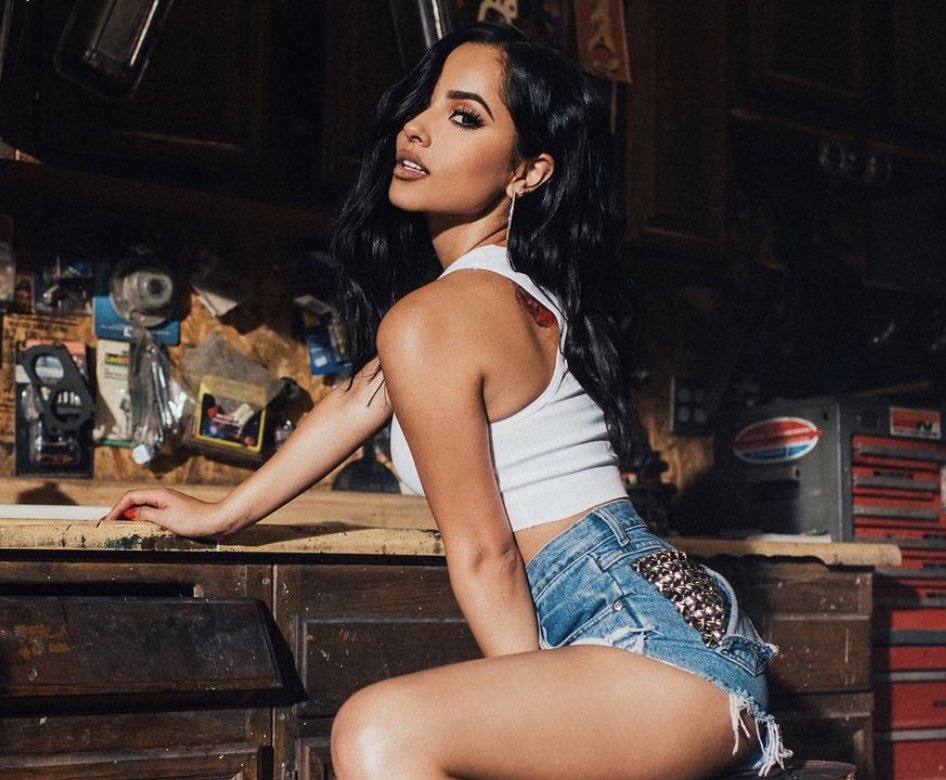 44. Becky G. 250 вподобань. it’s Pisces seasonpic.twitter.com/BhPDcLUNHH. 