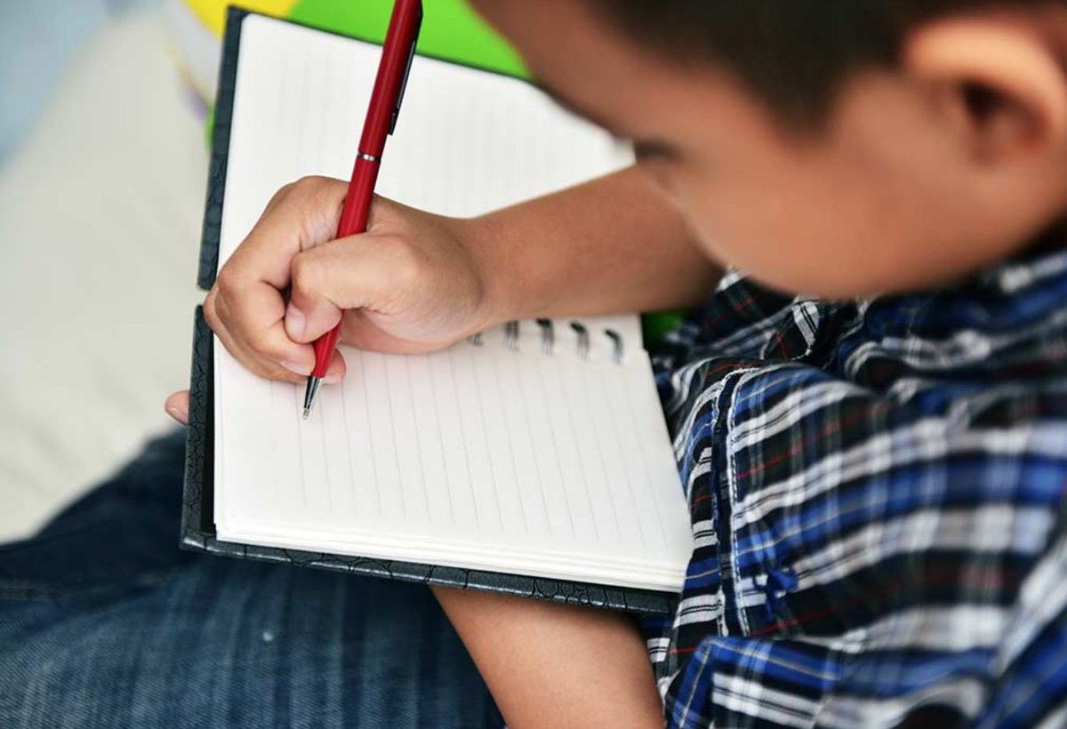 LinCorto's tweet photo. Start a Journaling Practice with Your Child https://t.co/YOSzviUcGP https://t.co/QFHosEDAUt